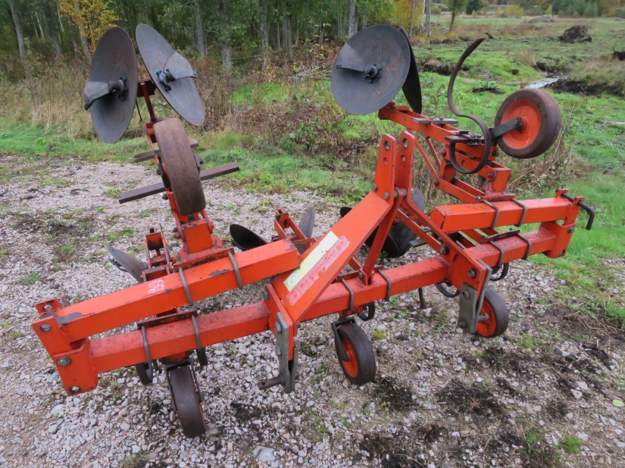 4924 Checchi Magli disc ridger