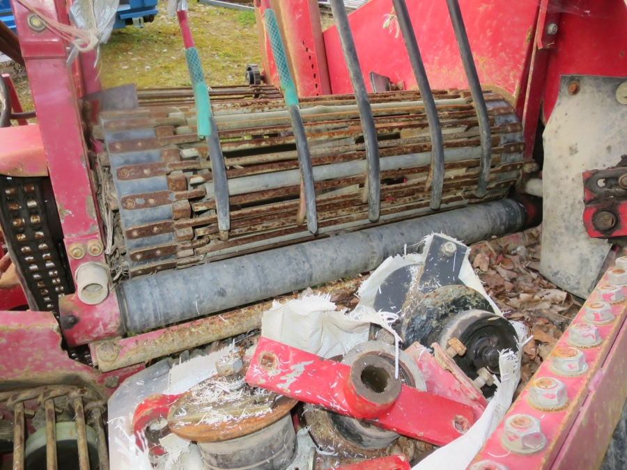 4926 Juko Midi potato harvester three point