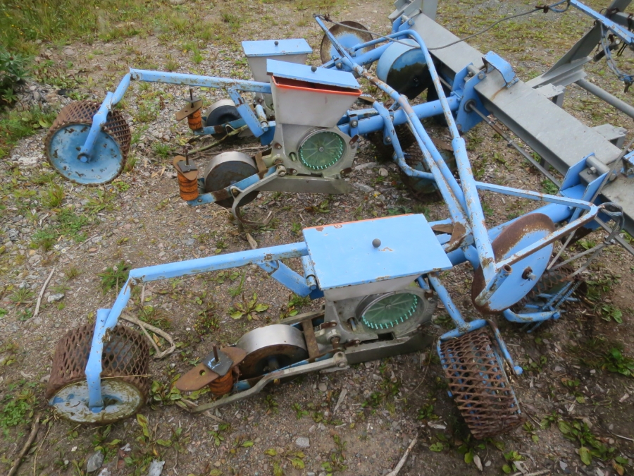 4944 Nibex 300 seeder