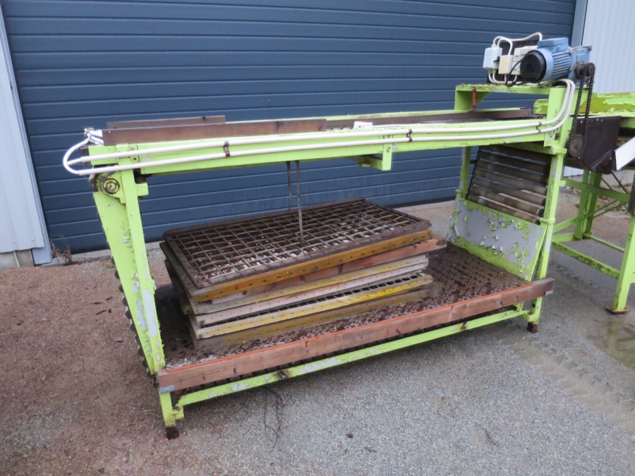 4954 Skals potato sorter with inspection