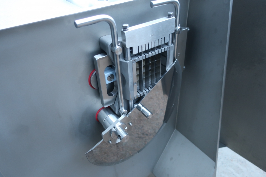 4970 Holac Cubixx 100 dicer