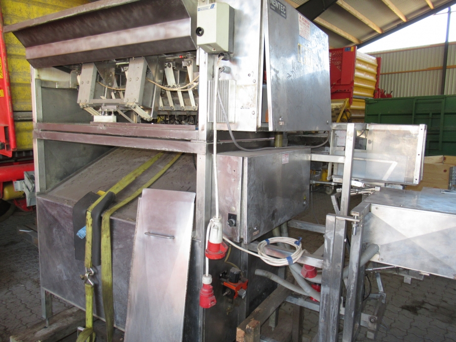 4984 Newtec 2008 weigher with G45 bagger