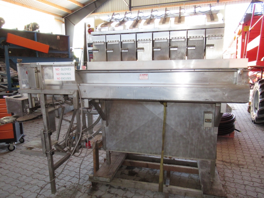 4984 Newtec 2008 weigher with G45 bagger