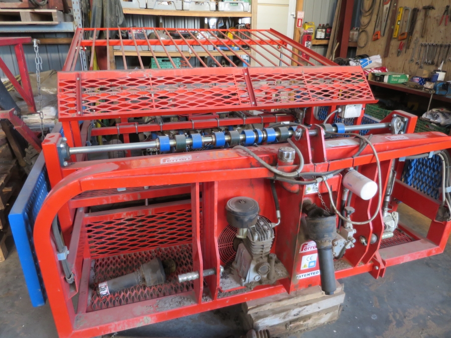 4986 Ferrari Pflanzmaschine Rotosrapp 4 Reihen