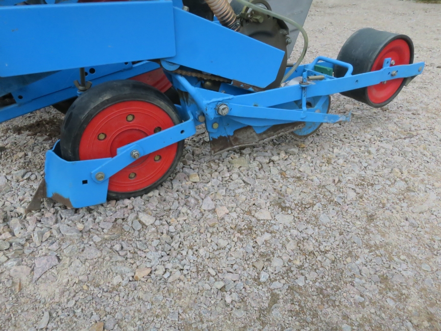 4989 Monosem precisionssåmaskin 4 rad