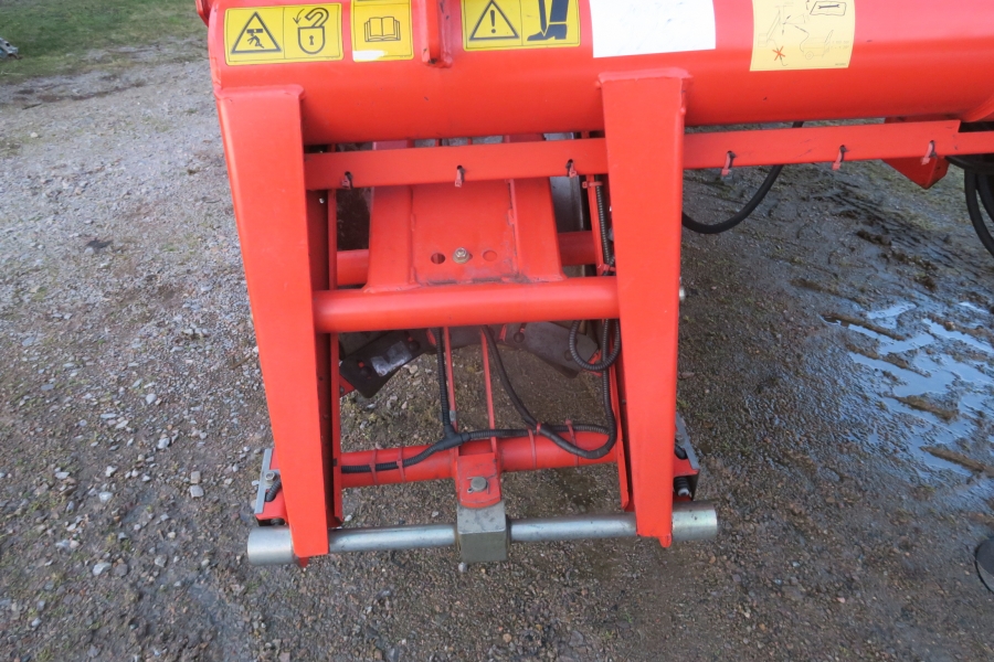 4991 Grimme 75-30 potato harvester