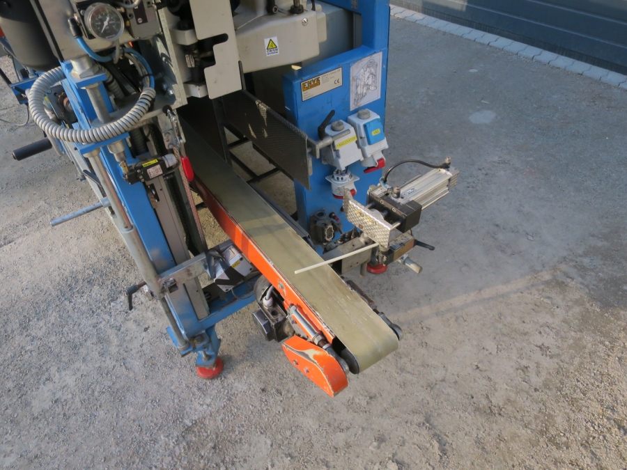 4992 EMVE BE5000 paper bagger
