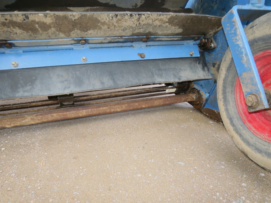5002 Asa-Lift onion windrower  WR 1350 mm web