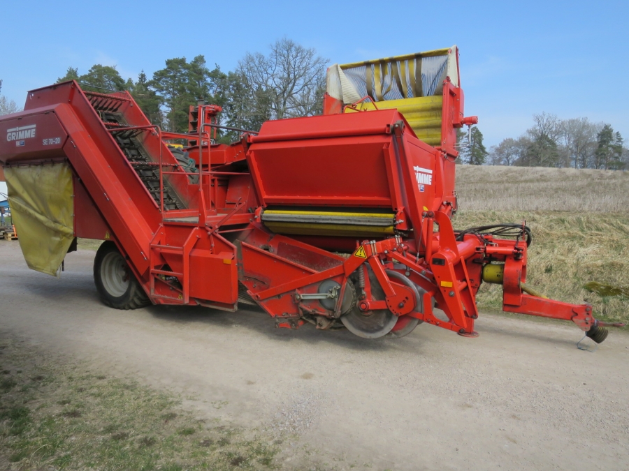 5014 Grimme SE70-20 potato harvester