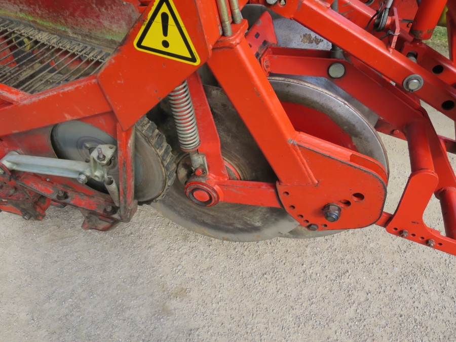 5014 Grimme SE70-20 potato harvester