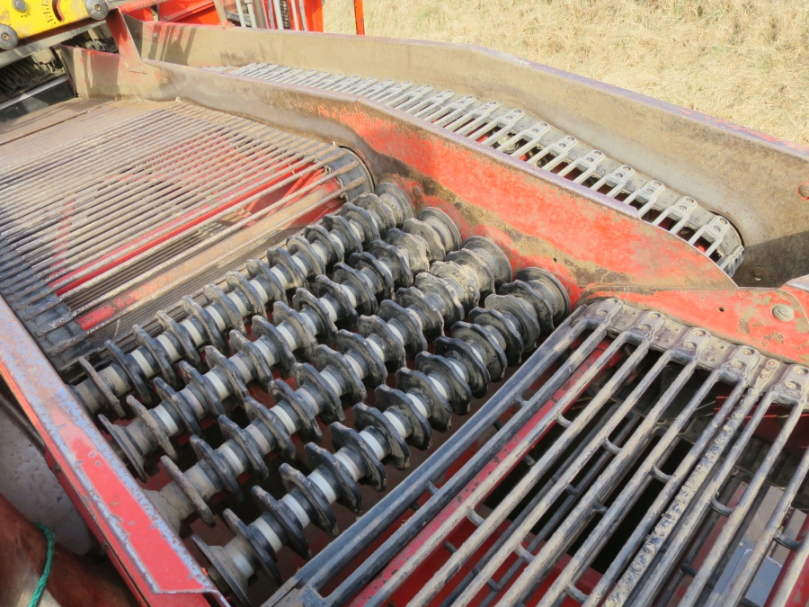 5014 Grimme SE70-20 potato harvester