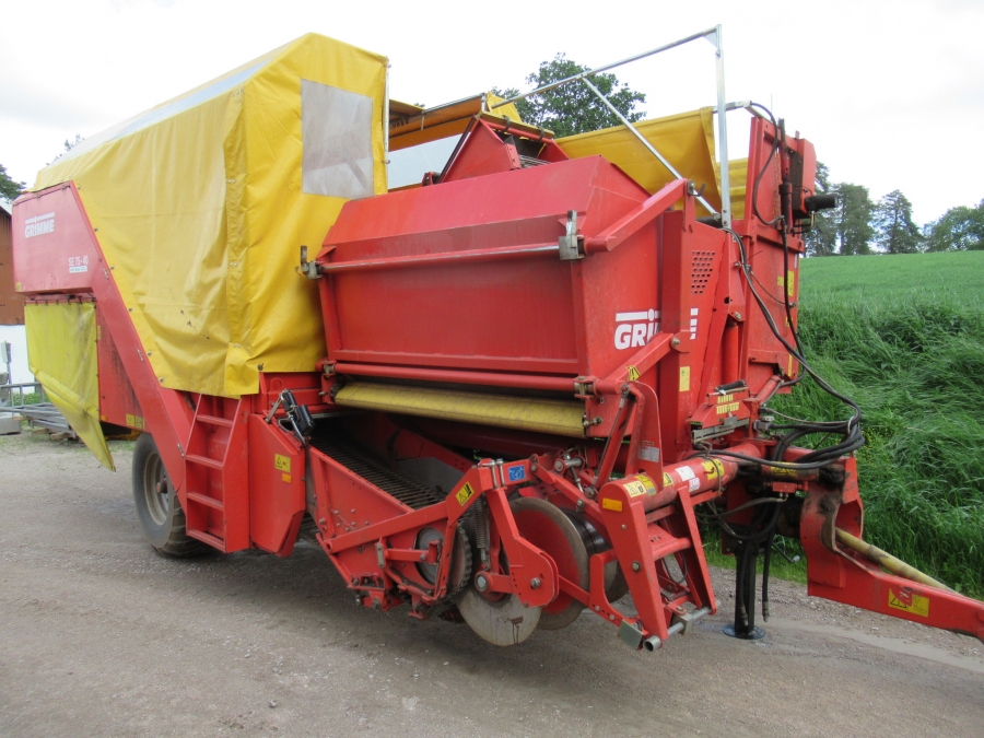5035 Grimme SE75-40 potato harvester