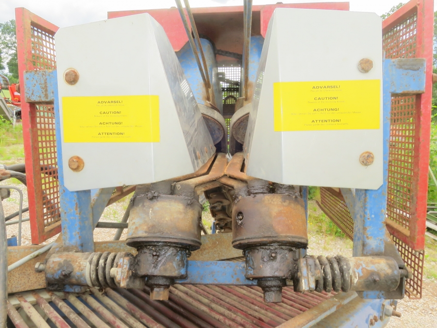 5036 Asa-Lift carrot harvester mounted