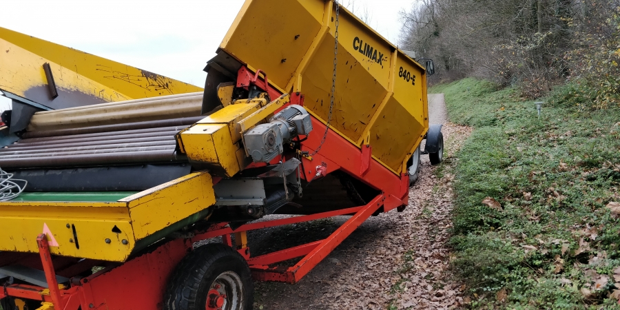 5042 Climax receiving hopper 840-E for potato