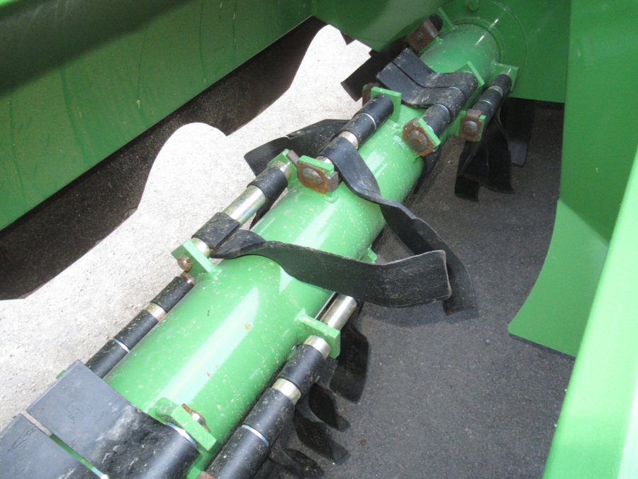 5046 Baselier haulm topper 4LKB320