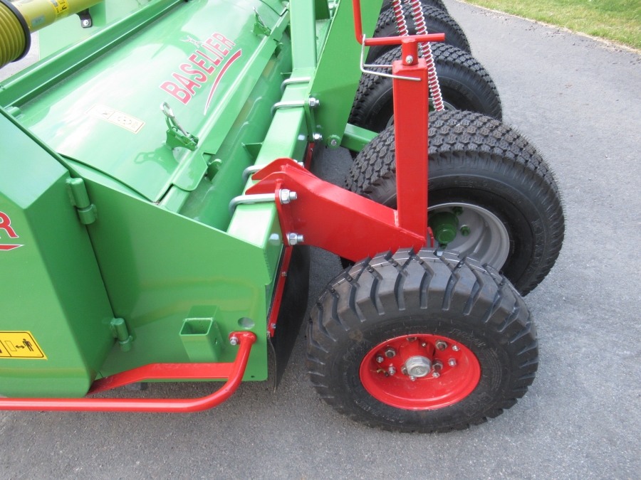 5046 Baselier haulm topper 4LKB320