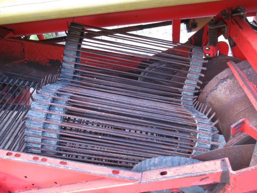 5051 Grimme SE75-40 potato harvester