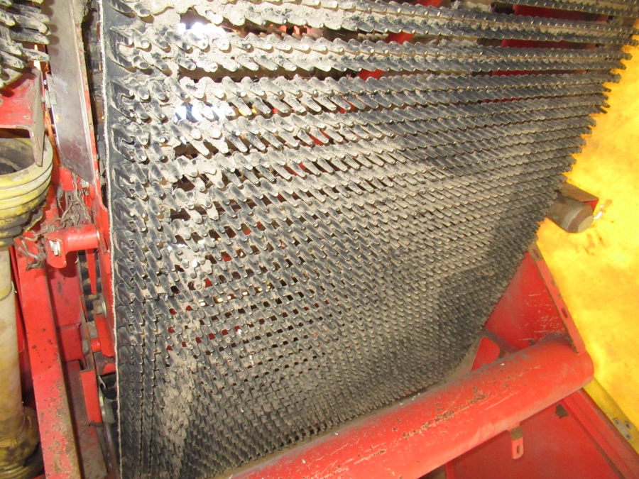 5051 Grimme SE75-40 potato harvester