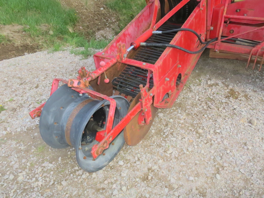 5065 Juko midi potato harvester