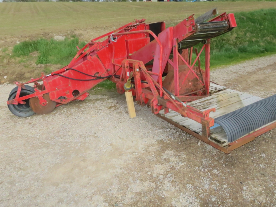 5065 Juko midi potato harvester