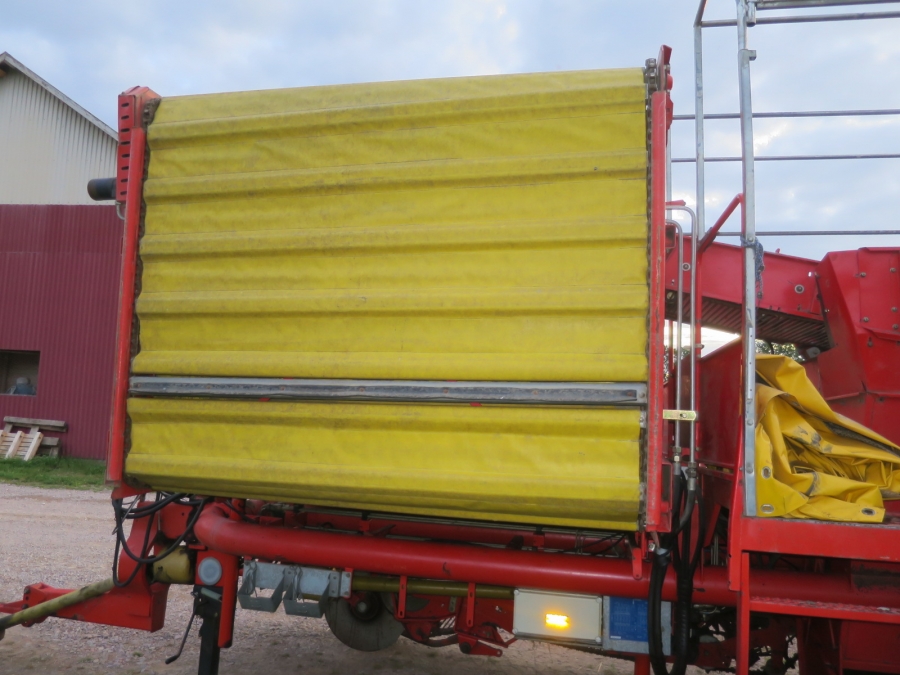 5067 Grimme SE75-40 potato harvester