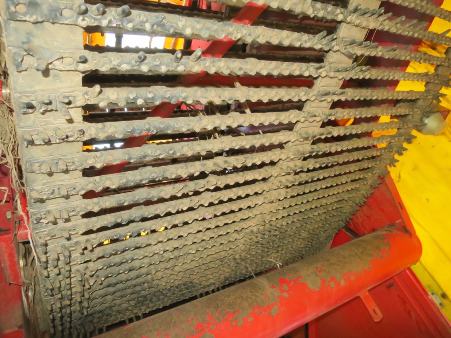 5092 Grimme SE75-40 potato harvester