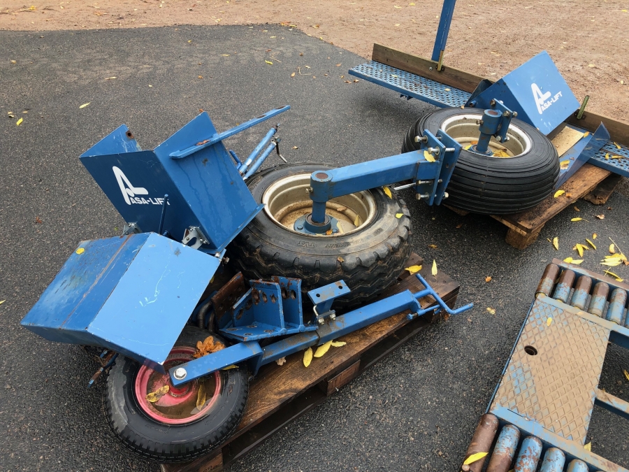 5098 Asa-Lift KT-80 potato harvester mounted