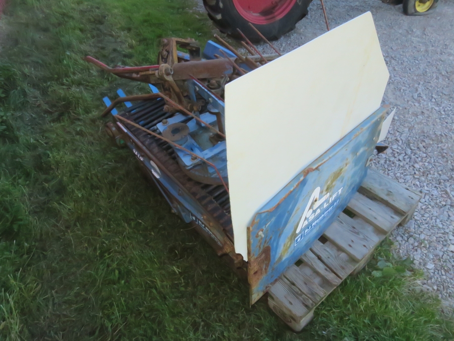 5099 Asa-Lift dill chives and leek harvester