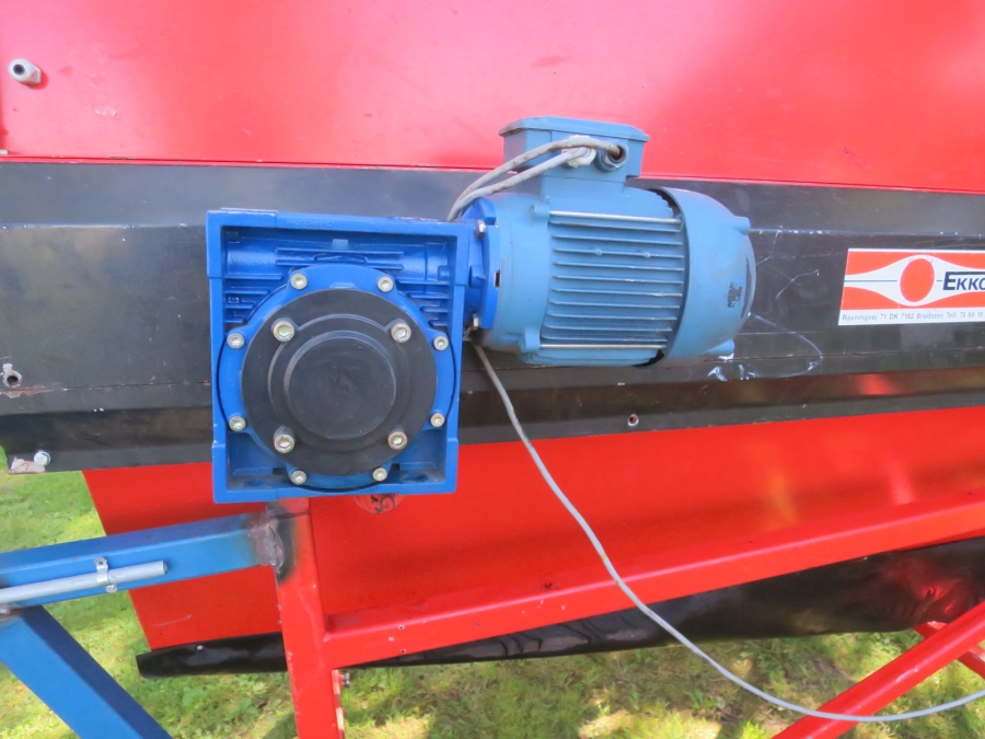 5108 EKKO brushing machine 