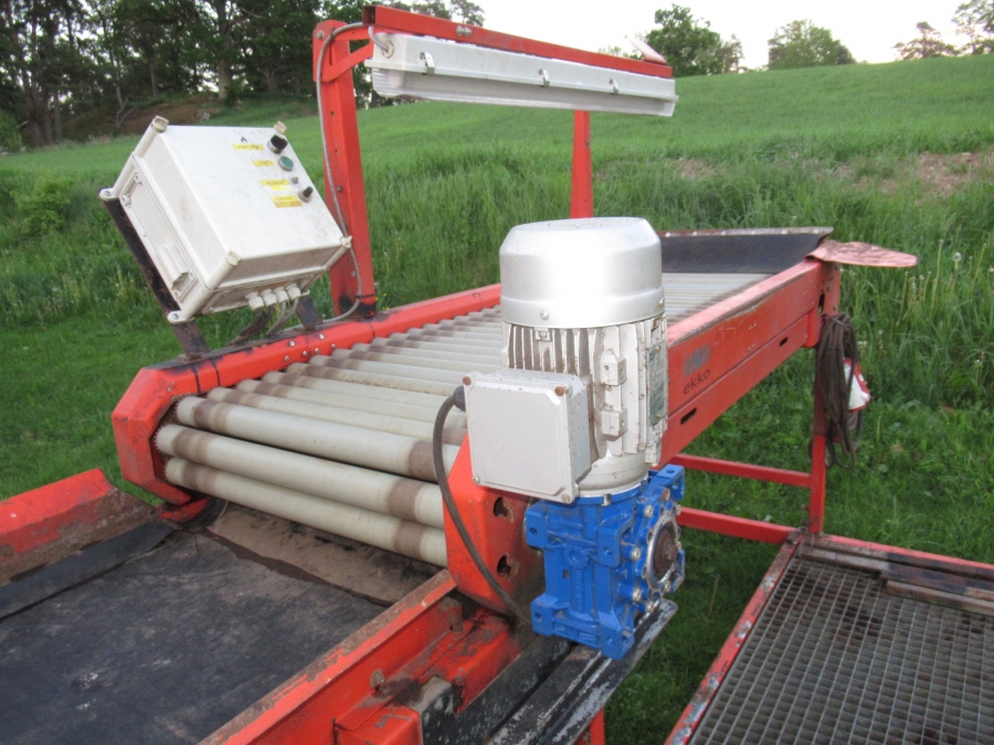 5126 EKKO inspection table
