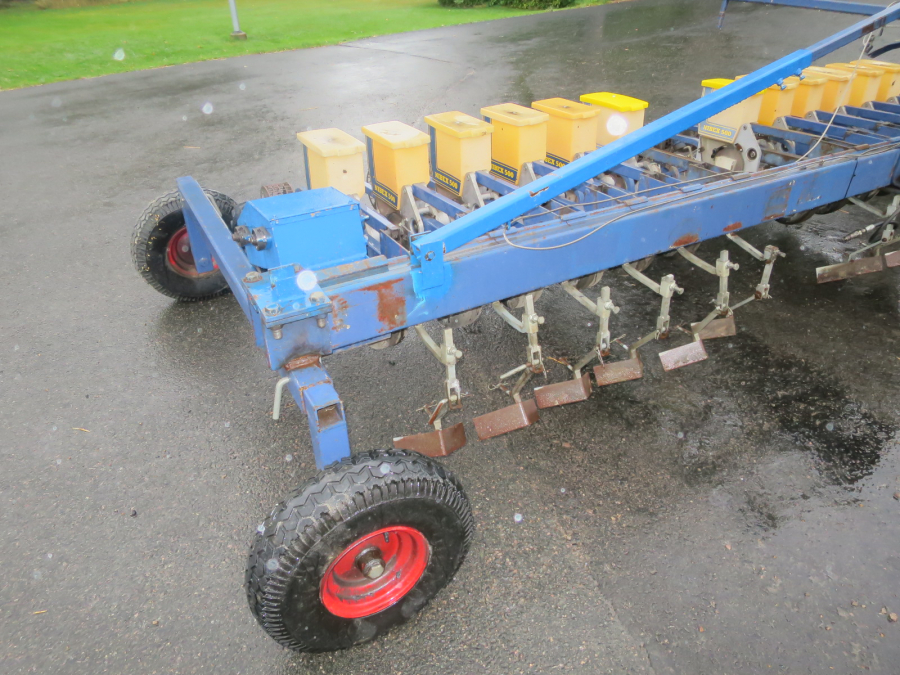 5143 Nibex 500 seeder 18 rows