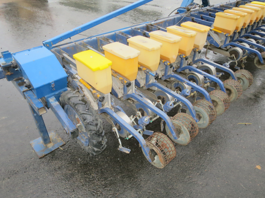5143 Nibex 500 seeder 18 rows
