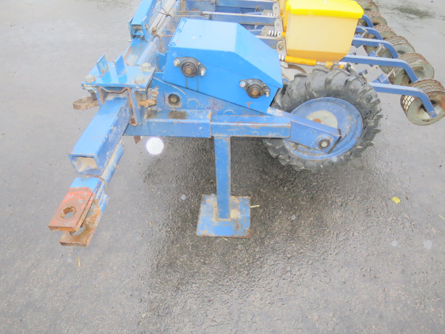 5143 Nibex 500 seeder 18 rows