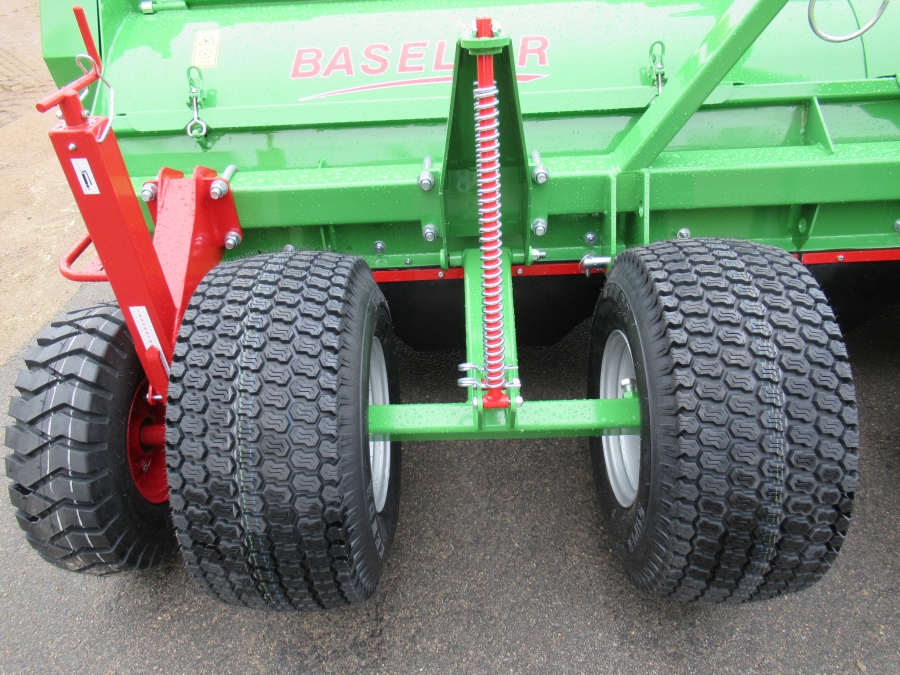 5154 Baselier 4LKB320 4x75 haulm topper