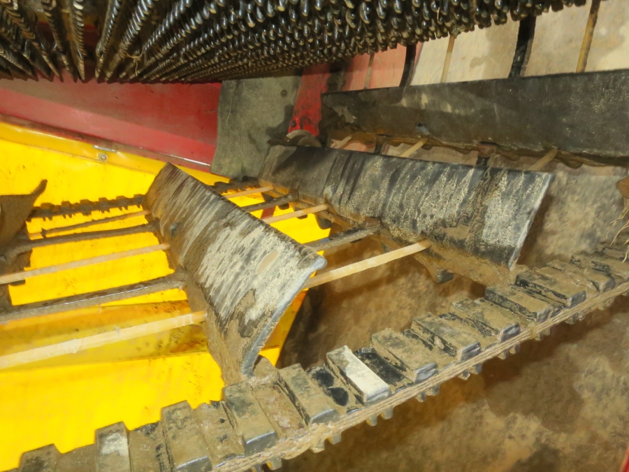 5161 Grimme SE75-20 potato harvester