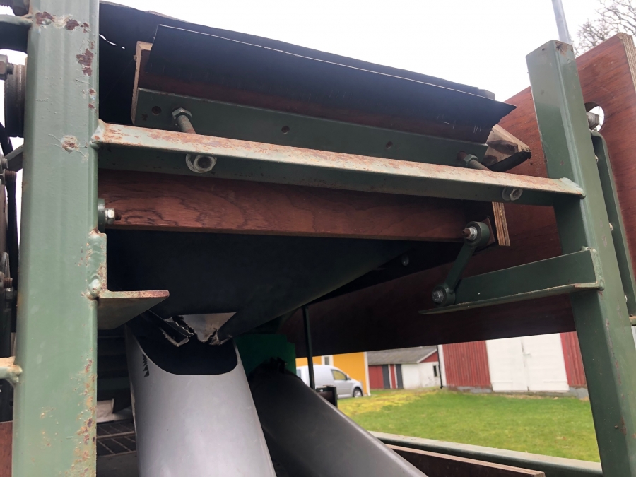 5179 Compas EAS60 potato sorter