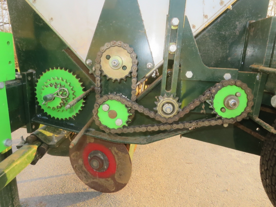 5185 Miedema front fertilizer unit 4 rows