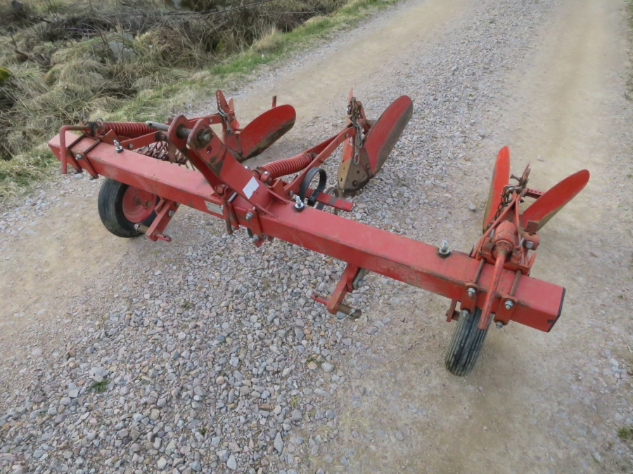 5188 Underhaug 2 Reihe Häufelgerät