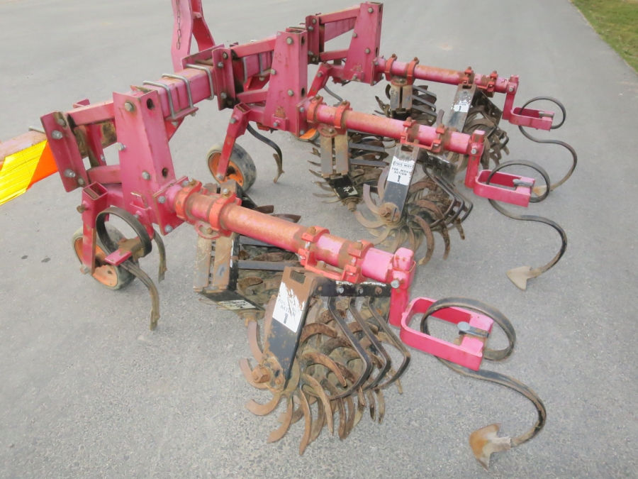5189 Turbokup 4 row ridger