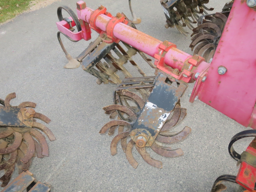 5189 Turbokup 4 row ridger