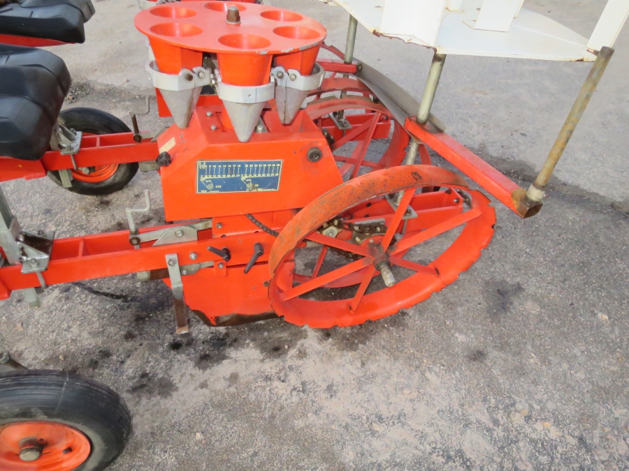 5193 checchi Magli Tex transplanter