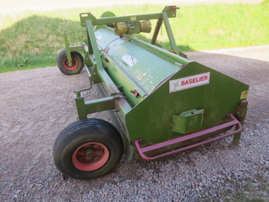 5202 Baselier haulm topper 4x75 cm front / Rear