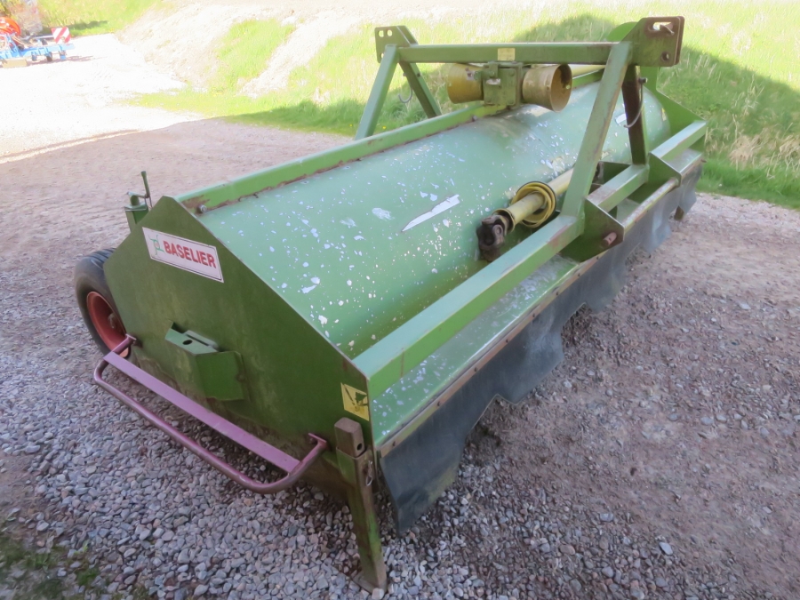 5202 Baselier haulm topper 4x75 cm front / Rear