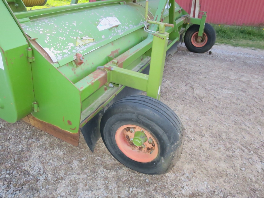 5202 Baselier haulm topper 4x75 cm front / Rear