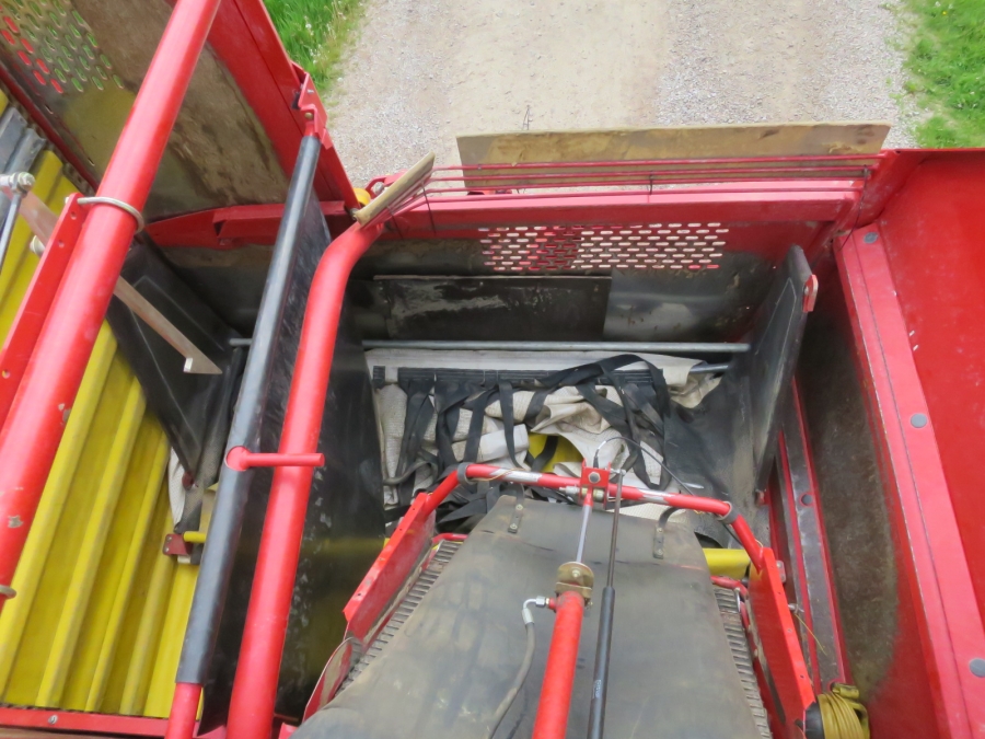 5204 Grimme SE85-55 potato harvester
