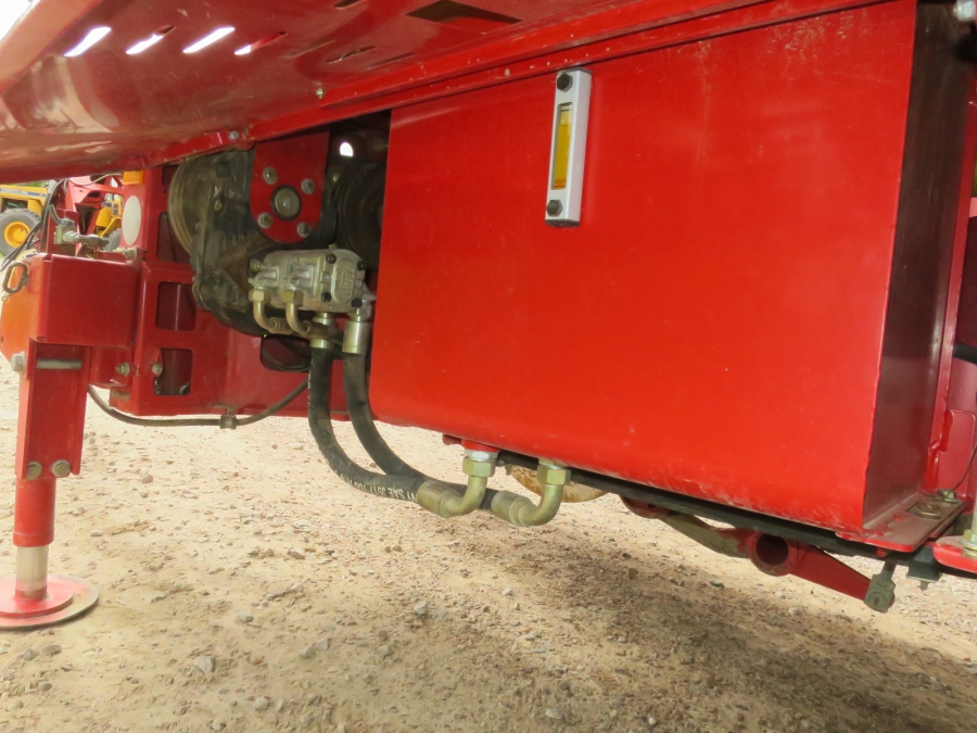 5204 Grimme SE85-55 potato harvester
