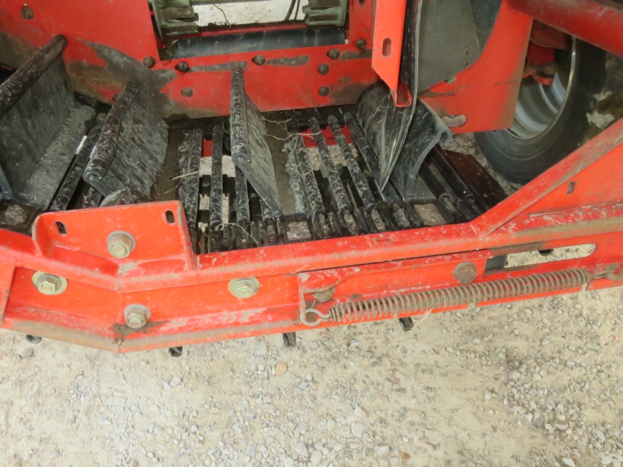 5208 Grimme SE75-30 potato harvester