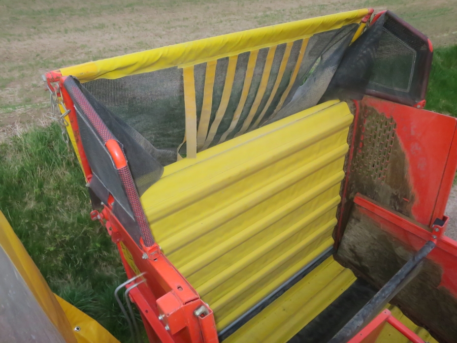 5208 Grimme SE75-30 potato harvester