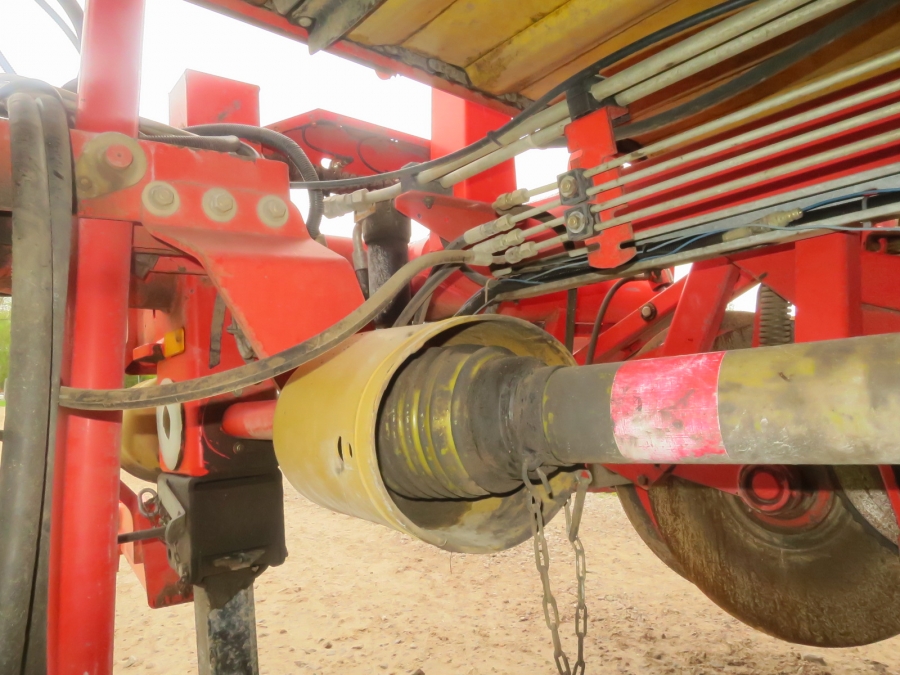 5209 Grimme SE 75-30 potato harvester