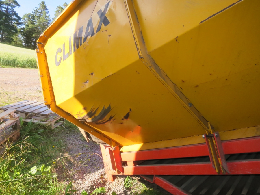 5232 Climax 500 receiving hopper